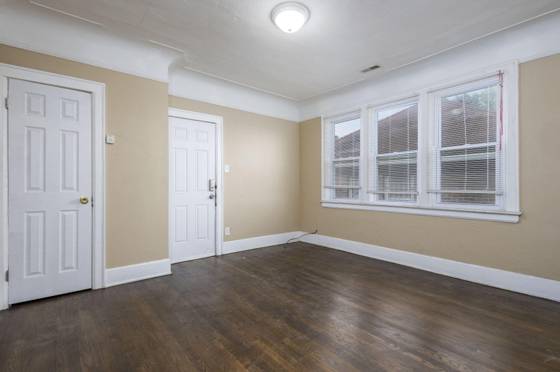 2952 Waverly Street #2W, Detroit, MI 48238 photo 3