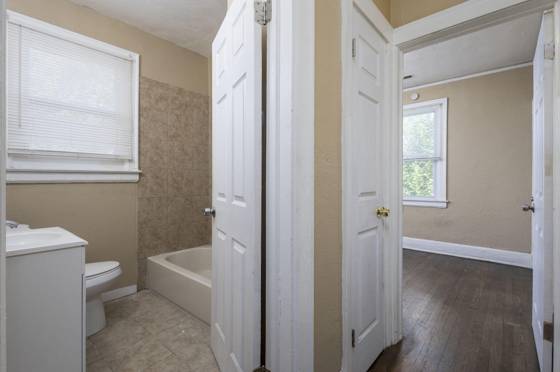 2952 Waverly Street #2W, Detroit, MI 48238 photo 5