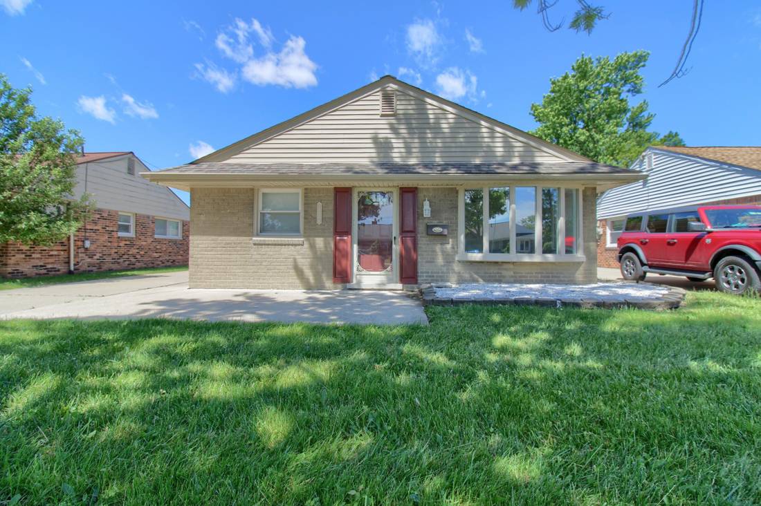 18266 Hamann Street, Riverview, MI 48193