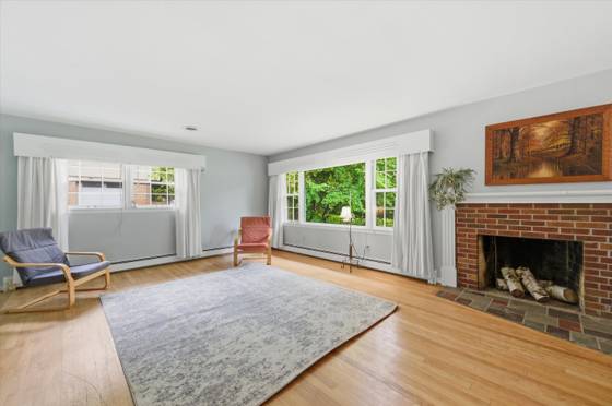 2687 Apple Way, Ann Arbor, MI 48104 photo 4