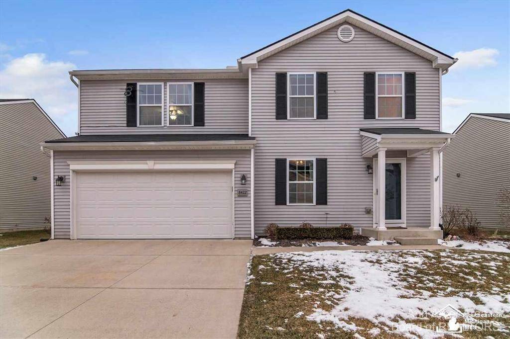 8422 Walnut Hill, Dexter, MI 48130