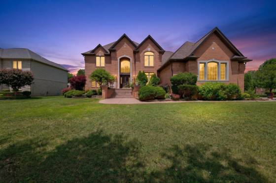 57629 Stonebriar Drive, Washington, MI 48094 photo 2
