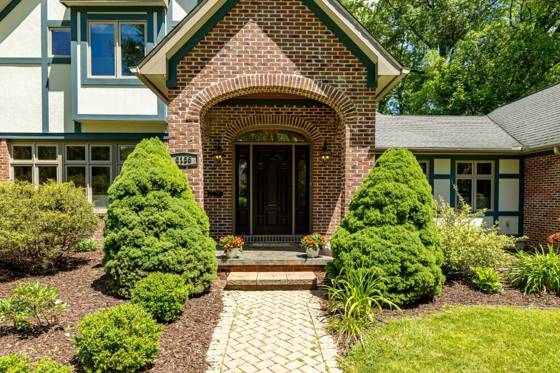 2135 Tuomy Road, Ann Arbor, MI 48104 photo 2