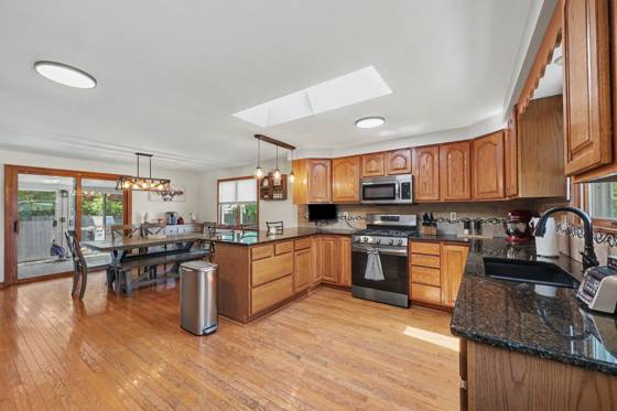 810 Indiana Avenue, Marysville, MI 48040 photo 5