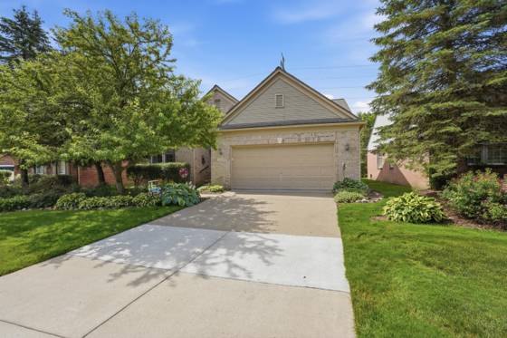51329 Northview, Plymouth, MI 48170 photo 3