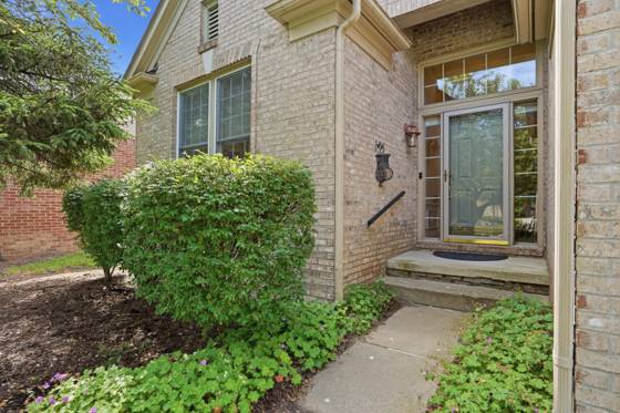 51329 Northview, Plymouth, MI 48170 photo 4