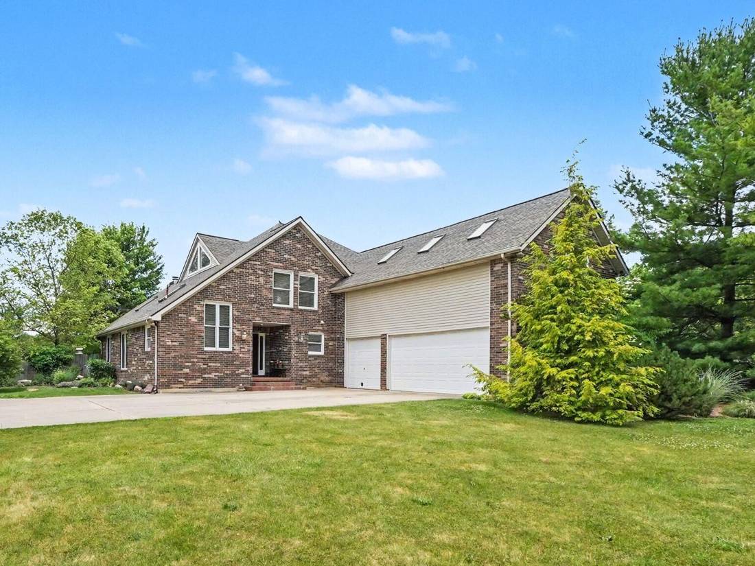 8698 Warner Road, Saline, MI 48176