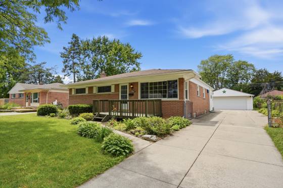 35843 Rewa Street, Clinton Twp, MI 48035 photo 2
