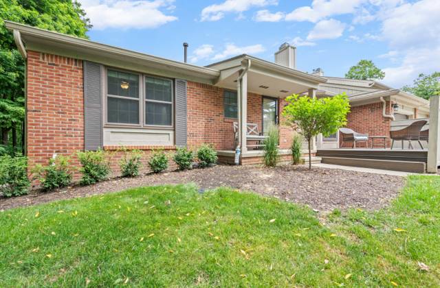 7256 Green Farm Road, West Bloomfield, MI