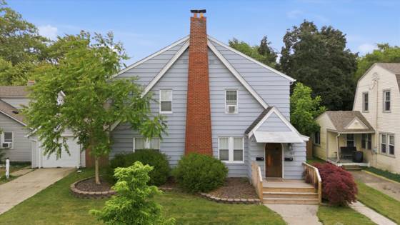 707 Harrison Street, Monroe, MI 48161 photo 2