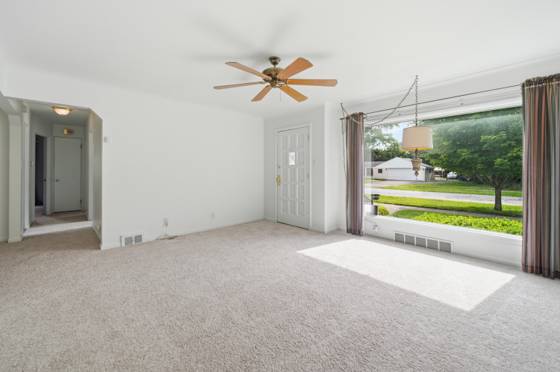 14009 Arnold Street, Redford, MI 48239 photo 4