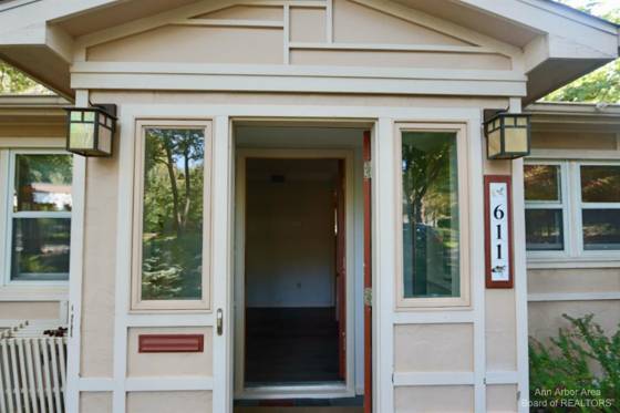 611 Robin Road, Ann Arbor, MI 48103 photo 5