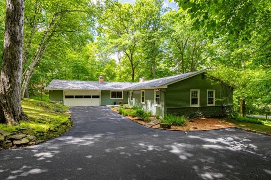 4085 E Loch Alpine Drive E, Ann Arbor, MI 48103 photo 4