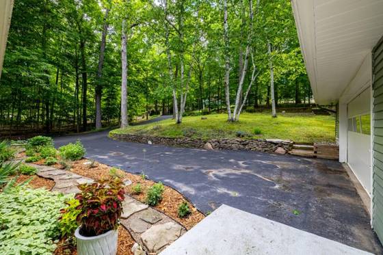 4085 E Loch Alpine Drive E, Ann Arbor, MI 48103 photo 5