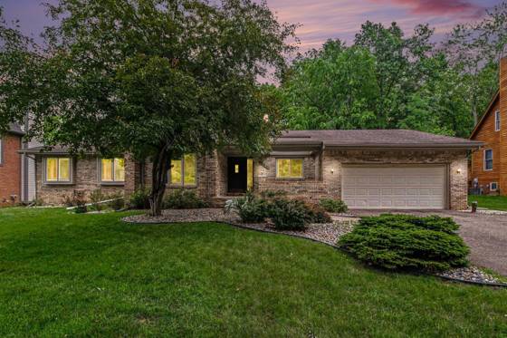 5635 Stanhope Street, West Bloomfield, MI 48322 photo 2