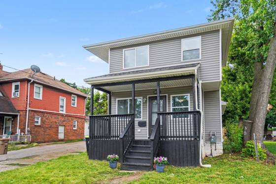 79 N Sanford Street, Pontiac, MI 48342 photo 3