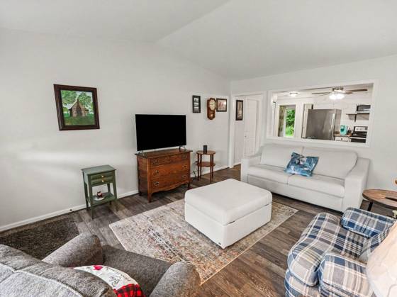563 Yorkshire Square, Milan, MI 48160 photo 5