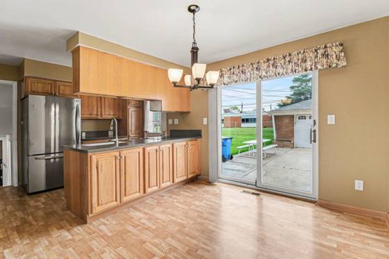 4717 Buckingham Drive, Warren, MI 48092 photo 4