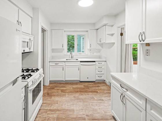 1616 Morton Avenue, Ann Arbor, MI 48104 photo 4