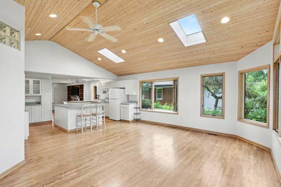 6458 Lakeshore Road, Lakeport, MI 48059 photo 5