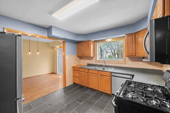 1079 Stamford Road, Ypsilanti, MI 48198 photo 5