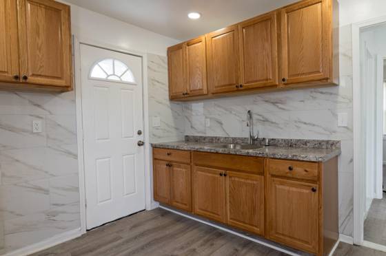 25627 Penn Street, Dearborn Heights, MI 48125 photo 5