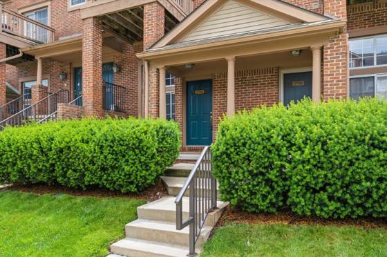 2794 Barclay Way, Ann Arbor, MI 48105 photo 2