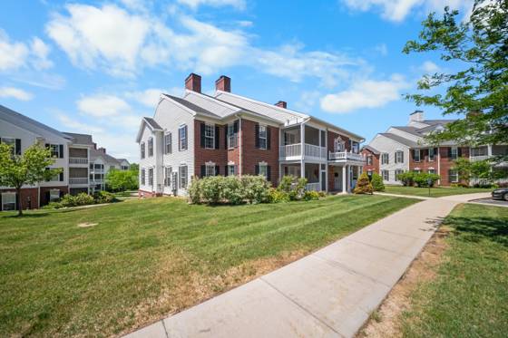 1013 E Summerfield Glen Circle #45, Ann Arbor, MI 48103 photo 2