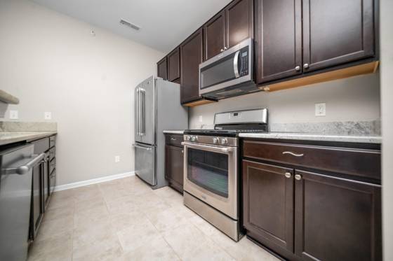 1013 E Summerfield Glen Circle #45, Ann Arbor, MI 48103 photo 3