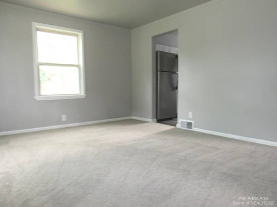 276 Devonshire Street, Ypsilanti, MI 48198 photo 3