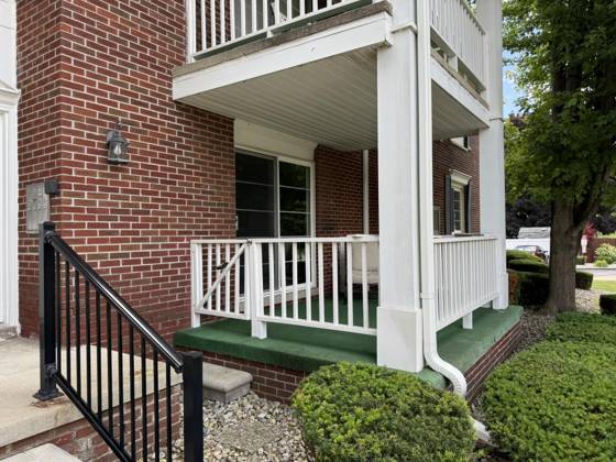 1749 Monticello Street #E4, Trenton, MI 48183 photo 3