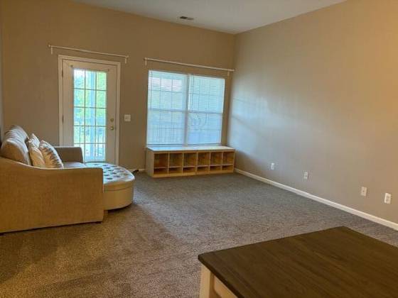 2692 S Knightsbridge Circle, Ann Arbor, MI 48105 photo 3