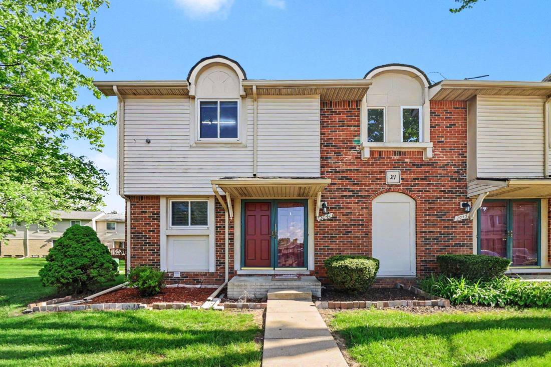 2041 W Franklin Drive, Canton, MI 48187