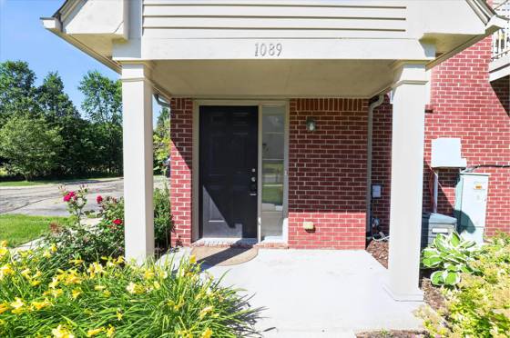 1089 Addington Lane, Ann Arbor, MI 48108 photo 2