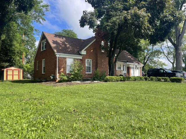 27551 Goldengate Drive W, Lathrup Village, MI