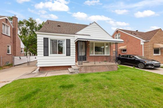 736 Farnham Avenue, Lincoln Park, MI 48146 photo 2