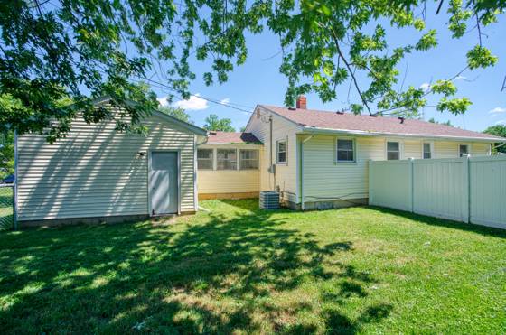 405 Washington Street, Dundee, MI 48131 photo 4