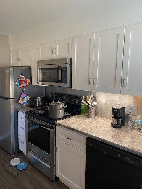 1640 Greenview Drive, Ann Arbor, MI 48103 photo 3