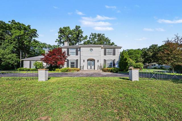 5054 Kings Gate Way, Bloomfield Hills, MI