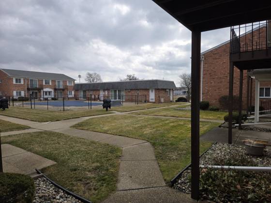 1512 Normandy Court #105, Royal Oak, MI 48073 photo 5