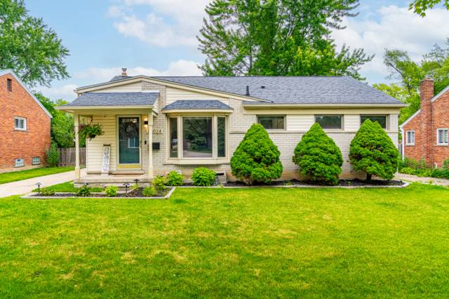 24024 Colchester Drive, Farmington, MI