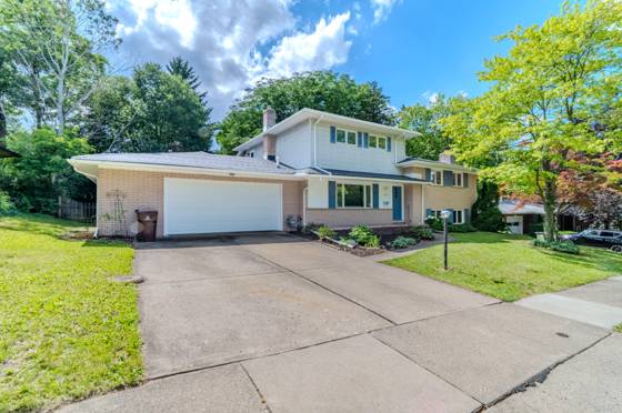 1943 Ivywood Drive, Ann Arbor, MI 48103 photo 2