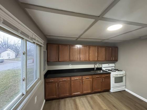 31807 Tuscola Court, Westland, MI 48186 photo 2