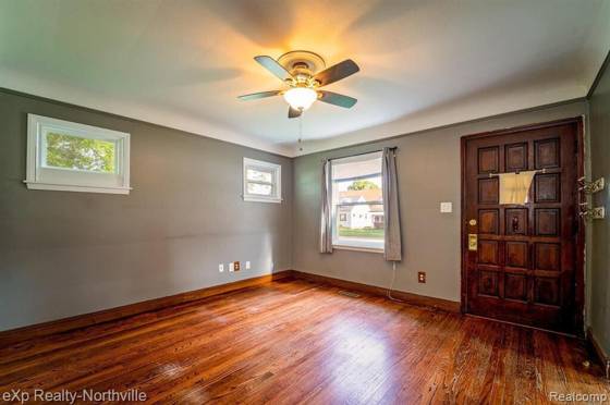 17405 Anne Avenue, Allen Park, MI 48101 photo 3