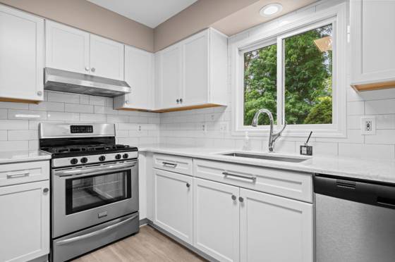 42806 Brookstone Drive, Novi, MI 48377 photo 5