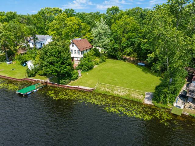 1600 Mull Road, Tipton, MI