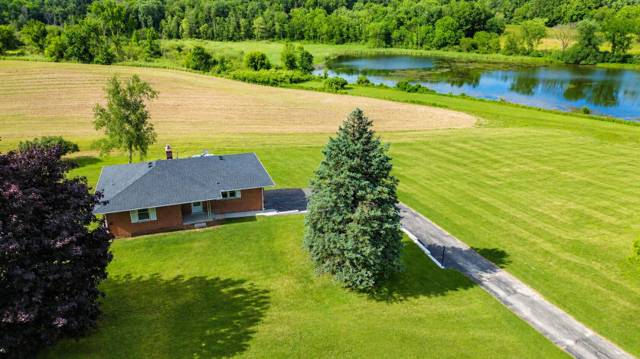 18100 English Road, Manchester, MI
