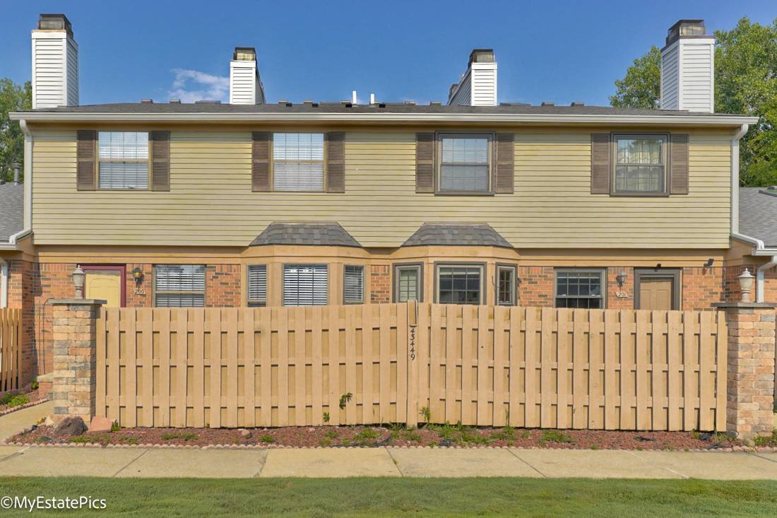 43449 Arbor Way Drive W #200, Canton, MI 48188