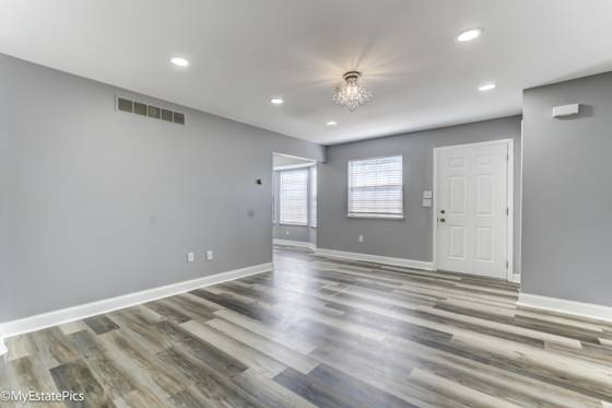 43449 Arbor Way Drive W #200, Canton, MI 48188 photo 3