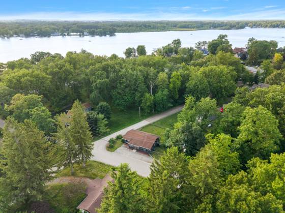 9904 Portage Lake Avenue, Pinckney, MI 48169 photo 5